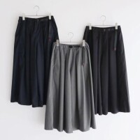Gramicci ストレッチギャバジン フレアパンツ