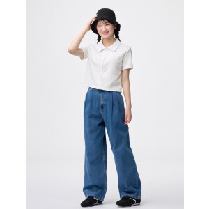 太すぎないワイドシルエットがポイント