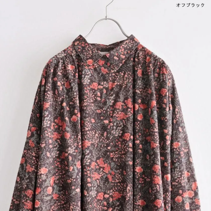 SOIL 60s CAMBRIC FLOWER PRINT GATHERED SHIRT
